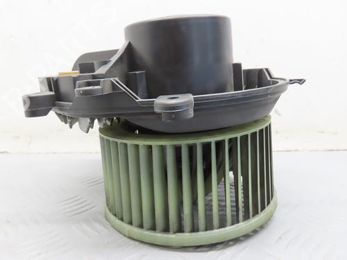 Heater blower motor VW PASSAT B5.5 (3B3) 1.9 TDI | BP17777123M62 