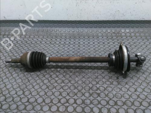 Arbre de transmission avant gauche RENAULT TWINGO II (CN0_) 1.2 16V (CN04, CN0B) (75 hp) 17777376