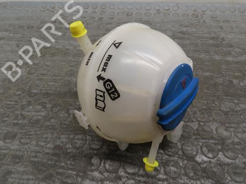 expansion-tank-vw-polo-v-6r1-6c1-16-tdi-6q0121407d-2009-2010-2011-2012-2013-2014-2015-2016-2017-2018-2019-2020-2021-2022-17776869 main image