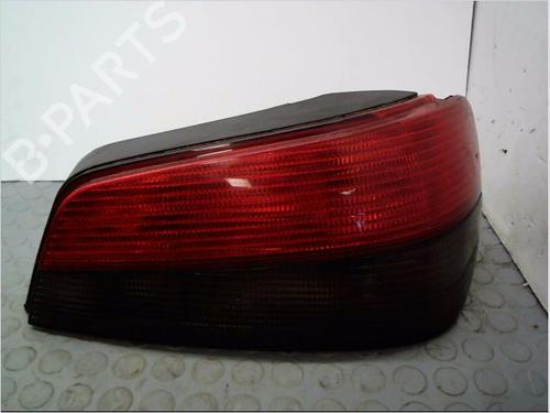 Used Right taillight PEUGEOT 306 Hatchback (7A, 7C, N3, N5) 1.4 (75 hp) 10683876