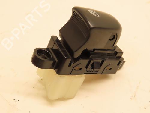 Used Right rear window switch RENAULT KADJAR (HA_, HL_) 1.2 TCe 130 (HLMR) (130 hp) 29643782