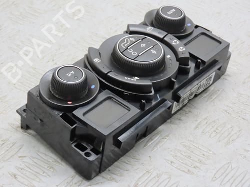 Used Climate control PEUGEOT 5008 (0U_, 0E_) 1.6 BlueHDi 120 (120 hp) 25435821