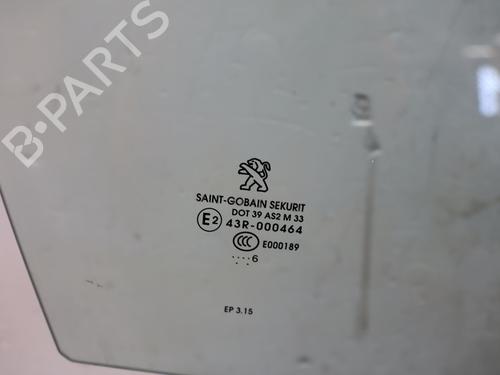 Used Front right door window Front right door window 36789865 36789865