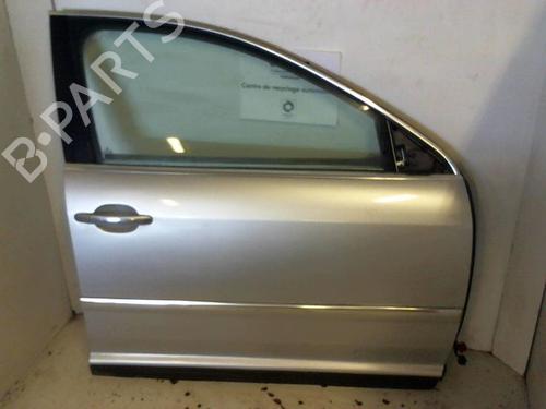 Used Right front door VW PHAETON (3D1, 3D2, 3D3, 3D4, 3D6, 3D7, 3D8, 3D9) 3.0 V6 TDI 4motion (224 hp) 15743319
