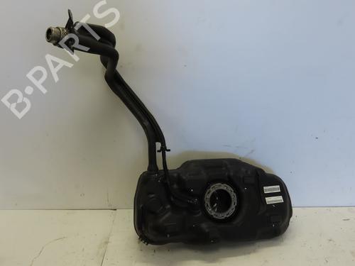 Used Fuel tank FIAT 500L (351_, 352_) 1.6 D Multijet (199LYE1B) (120 hp) 29319258