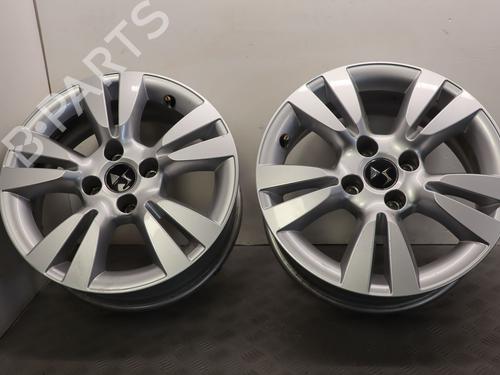 Velg Velg DS DS 3 (SA_) 1.2 VTi 82 (SAHMZ6) (82 hp) 35970438 35970438