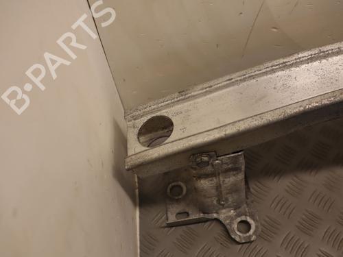 Used Front bumper reinforcement Front bumper reinforcement 37226379 37226379