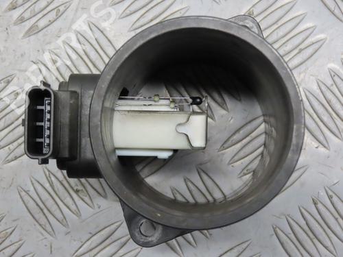 Used Mass air flow sensor Mass air flow sensor RENAULT CLIO III (BR0/1, CR0/1) 1.5 dCi (C/BR0G, C/BR1G) (68 hp) 9379464 9379464