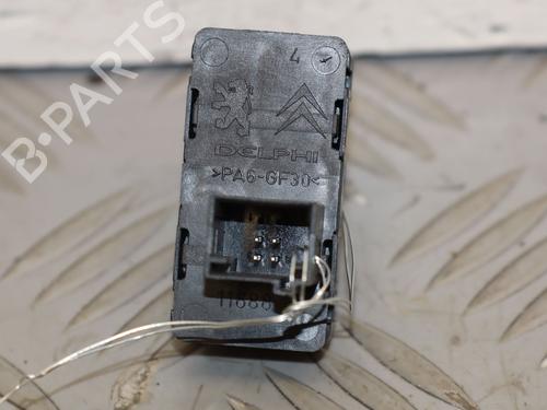Højre bagtil elrude kontakt Højre bagtil elrude kontakt PEUGEOT 308 SW I (4E_, 4H_) 1.6 HDi (90 hp) 37252757 37252757