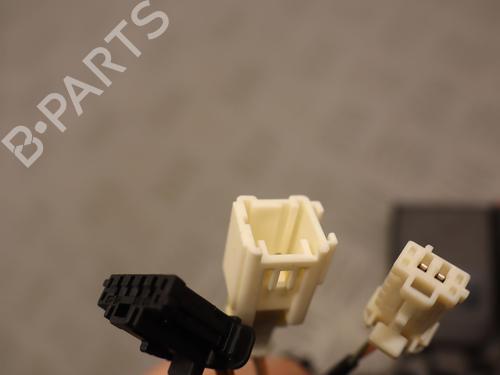 Engache cinturón Engache cinturón PEUGEOT 308 SW I (4E_, 4H_) 1.6 HDi (92 hp) 33712169 33712169