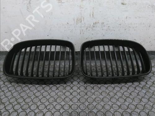 Grille BMW 1 (E87) 116 d (116 hp) 17780466