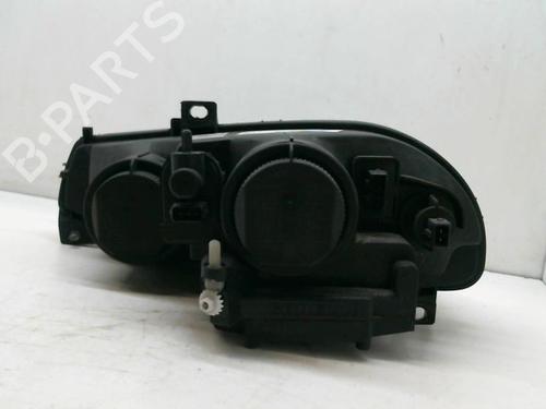 Used Right headlight ALFA ROMEO 156 (932_) 2.4 JTD (932B1) (136 hp) 9372717