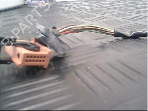 Used Left mirror PEUGEOT 407 (6D_) 2.0 HDi 135 (6DRHRH, 6DRHRE, 6DRHRG, 6DRHRJ) (136 hp) 9408323