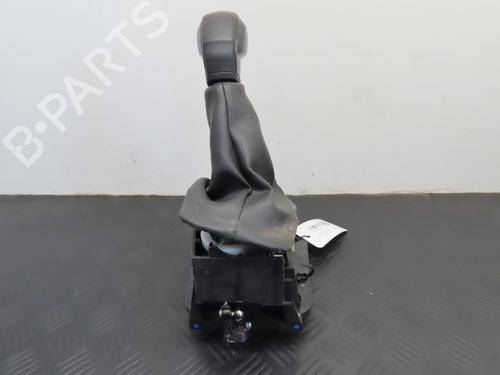 Gear lever PEUGEOT 208 I (CA_, CC_) 1.4 HDi | BP19114348M90