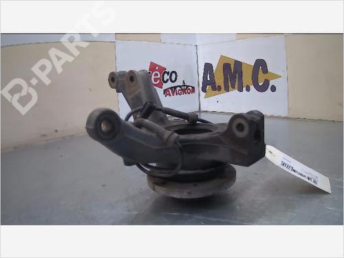 Used Left front steering knuckle RENAULT ZOE (BFM_) ZOE (88 hp) 9408868