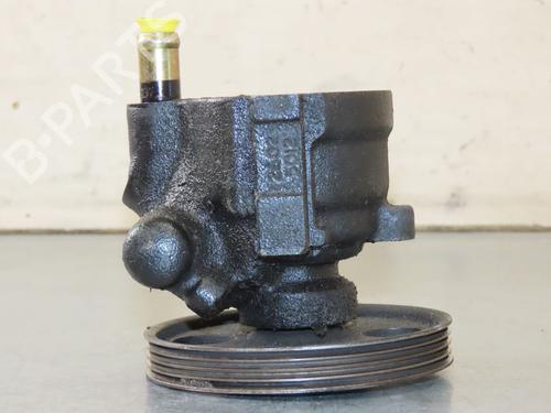 Used Steering pump Steering pump RENAULT CLIO II (BB_, CB_) 1.4 (B/CB0C, B/CB0S) (75 hp) 34048824 34048824