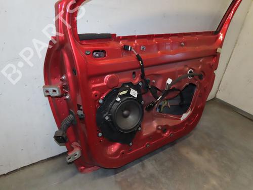 right-front-door-renault-clio-iv-grandtour-kh_-2012-2013-2014-2015-2016-2017-2018-2019-2020-2021-30447936 main image