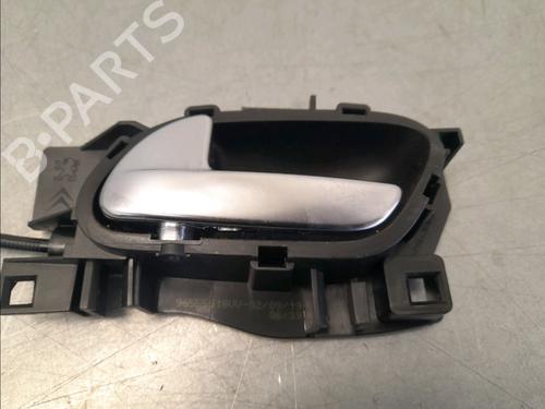 Venstre fortil lås PEUGEOT 2008 I (CU_) 1.2 THP 110 / PureTech 110 (110 hp) 31119919