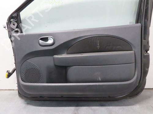 right-front-door-renault-twingo-ii-cn0_-15-dci-90-801008682r-2007-20077467 main image