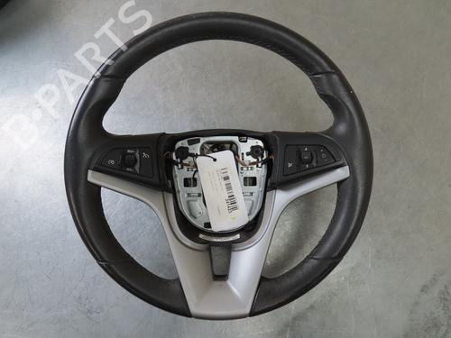 Used Steering wheel CHEVROLET ORLANDO (J309) 2.0 D (163 hp) 22366331