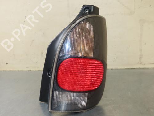 Used Right taillight RENAULT ESPACE III (JE0_) 2.2 12V TD (JE0E, JE0H, JE0P) (113 hp) 18663460