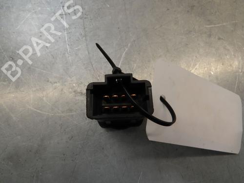 Used Warning switch DACIA SANDERO 1.5 dCi (68 hp) 25207922