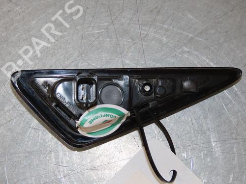 Used Right side indicator TESLA MODEL Y (5YJY) EV All-wheel Drive (450 hp) 26511695