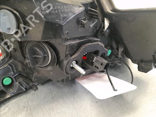 Used Right taillight Right taillight PEUGEOT 308 II (LB_, LP_, LW_, LH_, L3_) 1.2 THP 110 (110 hp) 30138834 30138834