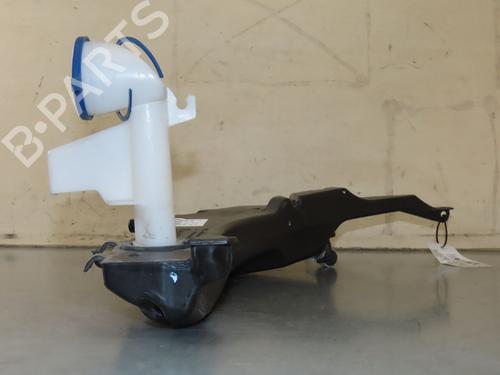 Windscreen washer tank PEUGEOT 308 II (LB_, LP_, LW_, LH_, L3_) 1.2 THP 110 | BP28828584C113 