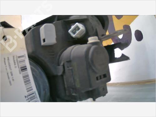 Right headlight PEUGEOT 206 Hatchback (2A/C) 1.4 i | BP9408458C29 