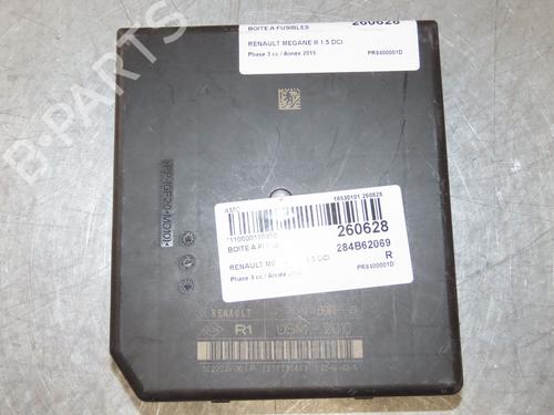 Fuse box RENAULT MEGANE III Hatchback (BZ0/1_, B3_) 1.5 dCi (BZ09, BZ0D, BZ1W, BZ29, BZ14) | BP38056502E1 - Image 3