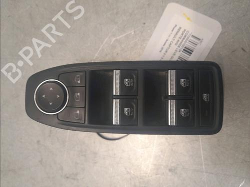 Fensterheberschalter links vorne für RENAULT CAPTUR II (HF_) Blue dCi 115 (HFAD) (116 hp) 29985849