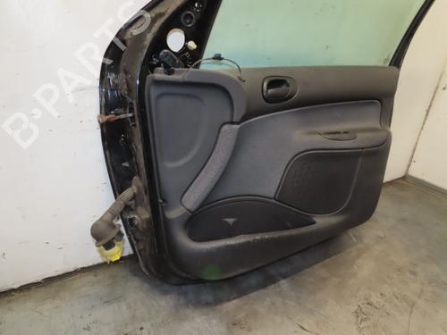 Used Right front door Right front door PEUGEOT 206 Hatchback (2A/C) 1.4 i (75 hp) 40517323 40517323