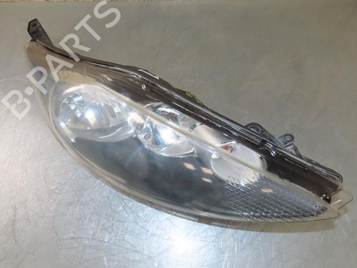 Right headlight FORD FIESTA VI (CB1, CCN) 1.4 TDCi | BP18663412C29 