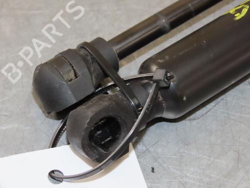 Used Tailgate lift support Tailgate lift support PEUGEOT 2008 II (UD_, US_, UY_, UJ_, UR_, UC_) 1.2 PureTech 130 (USHNS, URHNS) (130 hp) 22367616 22367616