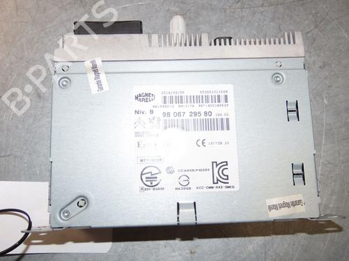 Radio PEUGEOT 208 I (CA_, CC_) 1.2 VTI 82 | BP24185808E6 