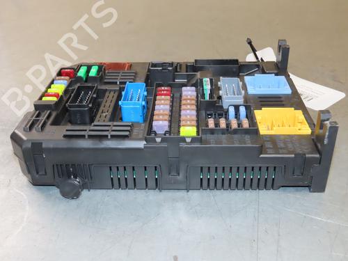 Fuse box CITROËN C3 III (SX) 1.2 THP 110 (SXHNPS, SXHNZT, SXHNZ6) | BP29318614E1 
