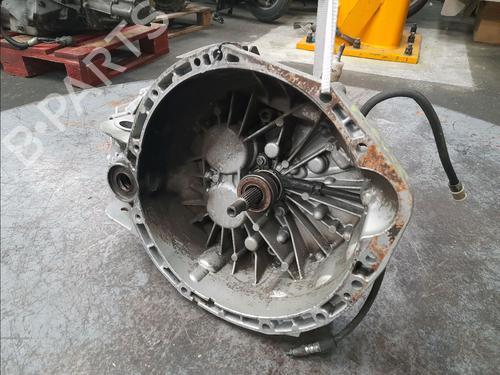 Gearkasse RENAULT TRAFIC II Bus (JL) 2.0 dCi 115 (JL00, JL01, JL0H, JL0M, JL0U) (114 hp) 29846429