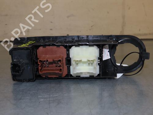 Left front window switch RENAULT CAPTUR I (J5_, H5_) 1.5 dCi 90 (J5N4, J5M5, J5MW, J5M6, J5AL, J5AJ) | BP16859409I27 