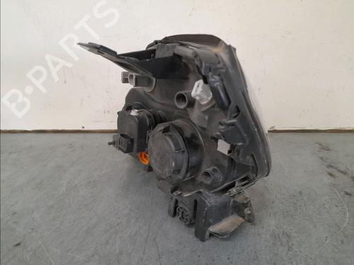 Phare droit RENAULT SCÉNIC I MPV (JA0/1_, FA0_) 1.9 dCi (JA05, JA1F) (102 hp) 29263666