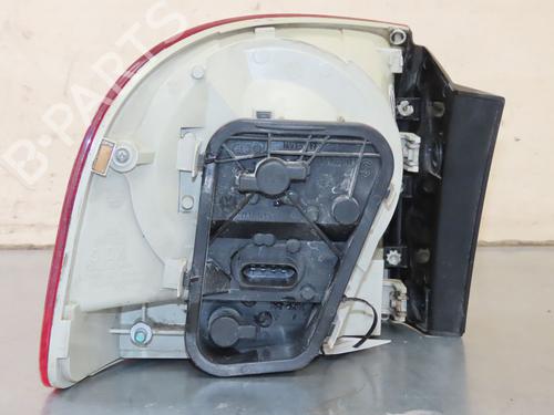 Right taillight VW TOUAREG (7LA, 7L6, 7L7) 3.0 V6 TDI | BP26916873C35 