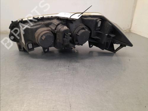 Faro destro RENAULT MEGANE II (BM0/1_, CM0/1_) 1.6 16V (BM0C, CM0C) (113 hp) 30797492