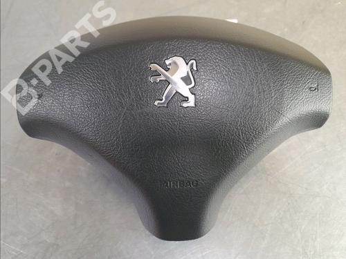 Used Driver airbag PEUGEOT 3008 I MPV (0U_) 1.6 HDi (114 hp) 12122682