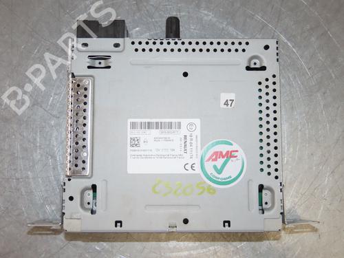 Used Radio RENAULT ZOE (BFM_) ZOE (92 hp) 27351618