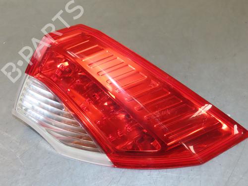 Used Right taillight RENAULT LAGUNA III (BT0/1) 2.0 dCi (BT01, BT08, BT09, BT0E, BT0K, BT12, BT1C, BT1D,... (150 hp) 26898286
