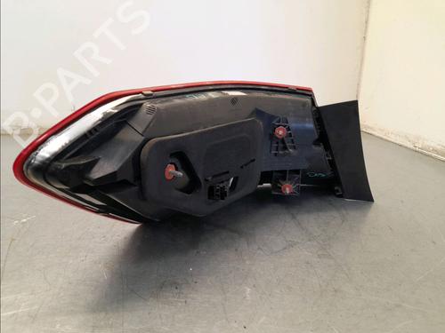 Used Right taillight Right taillight MERCEDES-BENZ E-CLASS (W212) E 220 CDI / BlueTEC (212.001, 212.002) (170 hp) 33770293 33770293