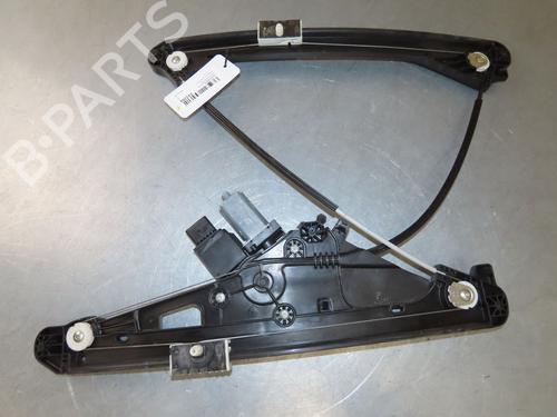 Used Front right window mechanism PEUGEOT 3008 II SUV (MC_, MR_, MJ_, M4_) 1.2 THP/ PureTech 130 (MRHNSM, MRHNSU, MRHNSJ, MRHNYW,... (131 hp) 25777655