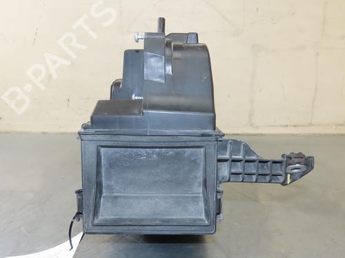 Used Air filter box RENAULT CAPTUR I (J5_, H5_) 1.5 dCi 90 (J5N4, J5M5, J5MW, J5M6, J5AL, J5AJ) (90 hp) 18662885