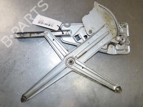 Lève-vitre avant gauche RENAULT TWINGO I (C06_) 1.2 16V (C06C, C06D, C06K) (75 hp) 29294021