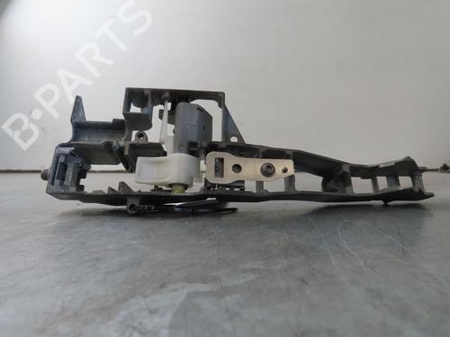 Used Front left exterior door handle PEUGEOT 5008 (0U_, 0E_) 2.0 HDi 150 / BlueHDi 150 (150 hp) 17041940